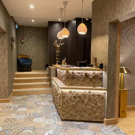 פאלז Hotel De La Poste מראה חיצוני תמונה