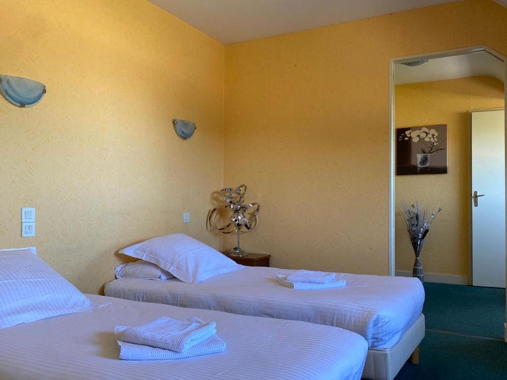 פאלז Hotel De La Poste מראה חיצוני תמונה