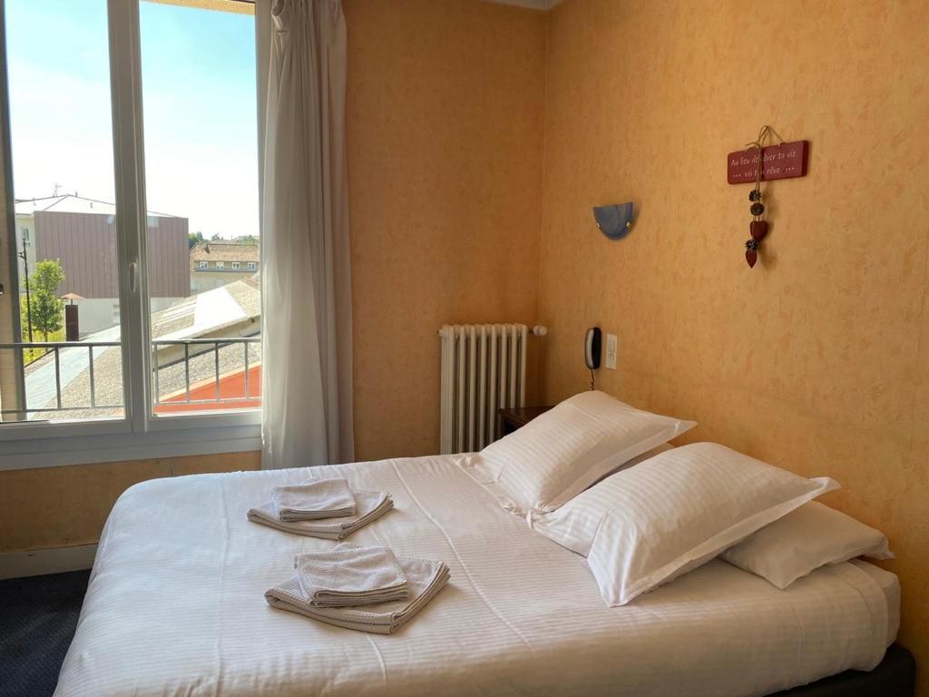 פאלז Hotel De La Poste מראה חיצוני תמונה