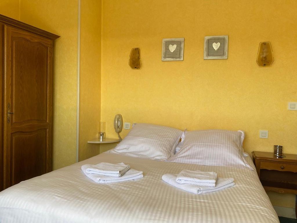 פאלז Hotel De La Poste מראה חיצוני תמונה