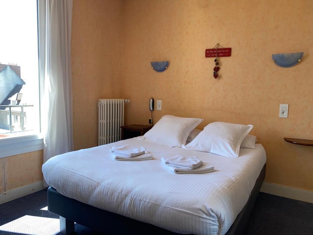 פאלז Hotel De La Poste מראה חיצוני תמונה